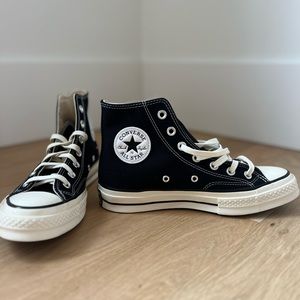 NEW Converse Chuck Taylor All Stars Women's Size 7.5/Men's size 5.5